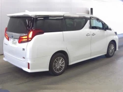 Toyota Alphard Hybrid SR C Package 2