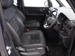 Honda Stepwgn e:HEV Spada Premium Line 2022 4