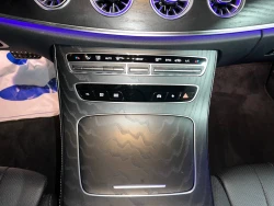 Mercedes Benz E 300d 4Matic 4