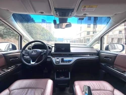Honda Оdyssey Hybrid 2022 5
