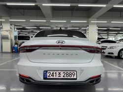 Hyundai Grandeur Calligraphy 2020 1