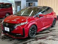 Nissan Aura 0