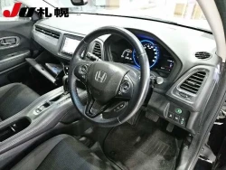 Honda Vezel 4WD X HONDA SENSING 2020 1