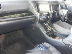 Toyota Alphard Hybrid SR C Package 3