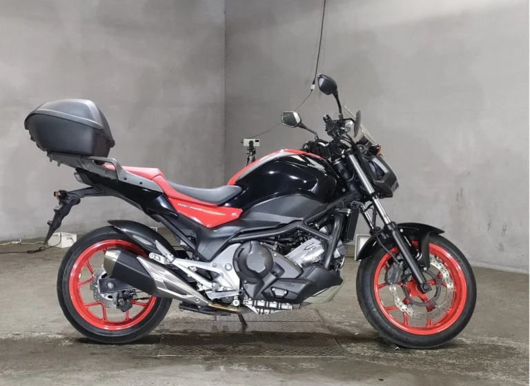 Honda NC750SD 2016