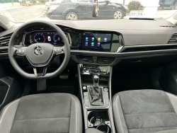 Volkswagen Sagitar 2021 5