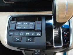 Honda Stepwgn G EX 2015 4