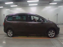 Volkswagen Sharan High Line 2016 1